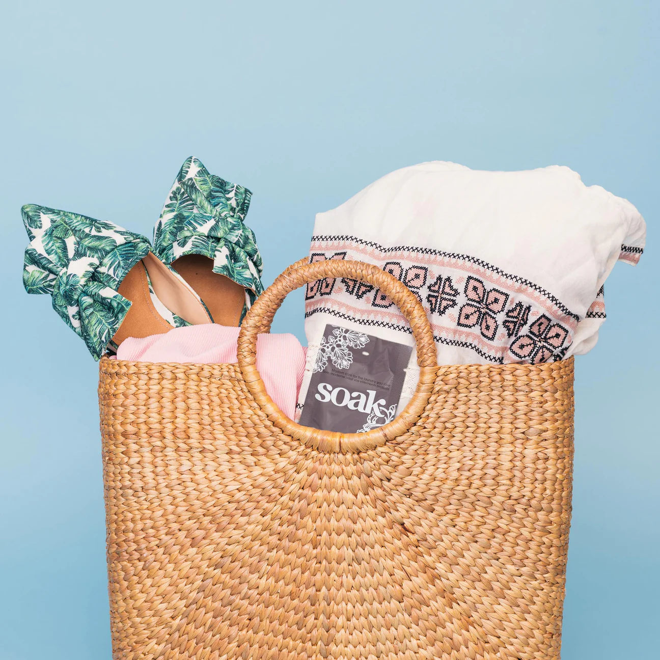 SOAK - Нежна грижа за бельо и фини тъкани